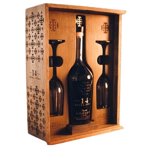 Codigo 1530 14 Year Old Extra Anejo Gift Set W/ 2 Flute Glasses